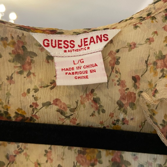 EUC Guess 100% silk vintage floral blouse - Picture 4 of 10